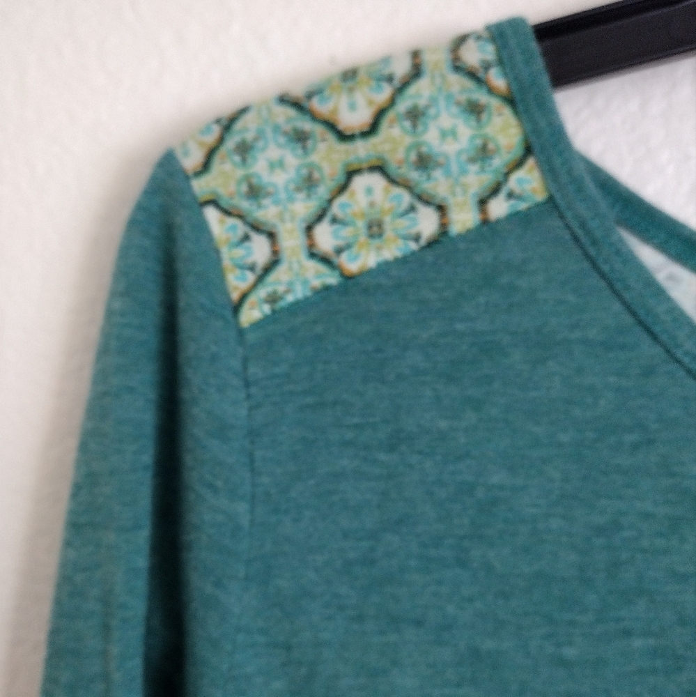 Prana intricate green yellow multicolor top mosaic geometric print size Large - Picture 3 of 9